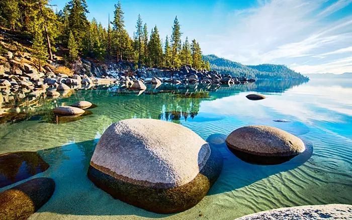 Đặt vé máy bay đi California khám phá hồ Tahoe