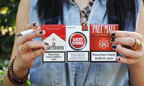 Có được mang thuốc lá vào mỹ không - Mang thuốc lá qua sân bay