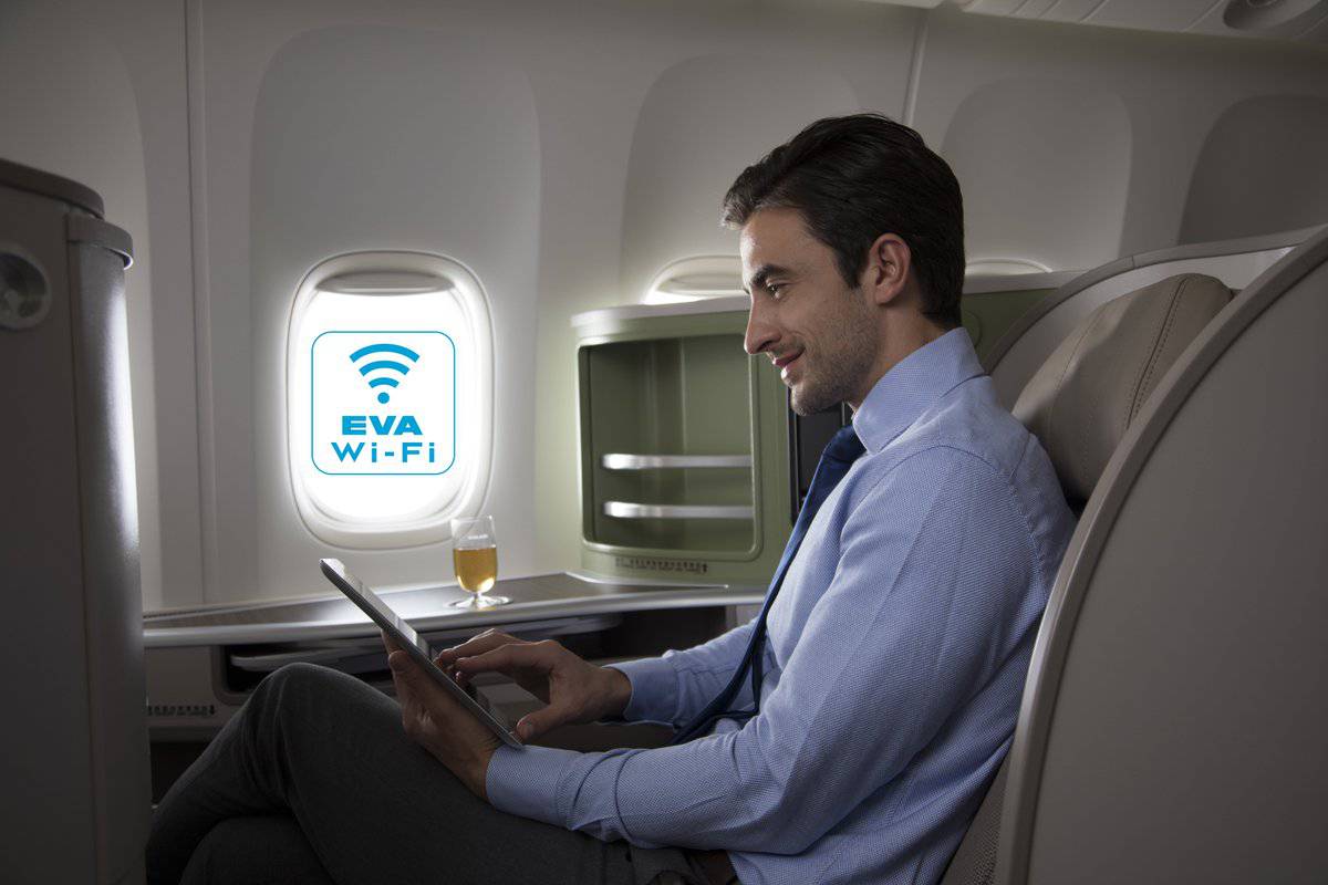 vé máy bay đi Mỹ hãng EVA Air