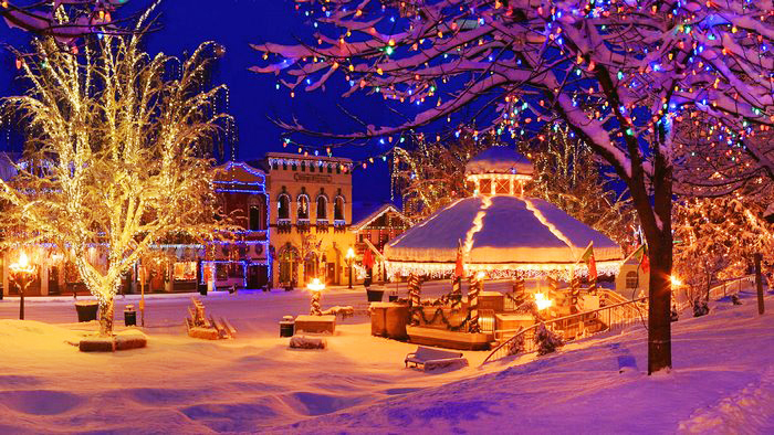 Thành phố Mỹ luôn là lựa chọn hàng đầu của du khách để tham quan trong mùa Giáng sinh. Hãy cùng đến với những hình ảnh đẹp nhất của thành phố này để trải nghiệm không khí Giáng sinh đầy phù hợp.