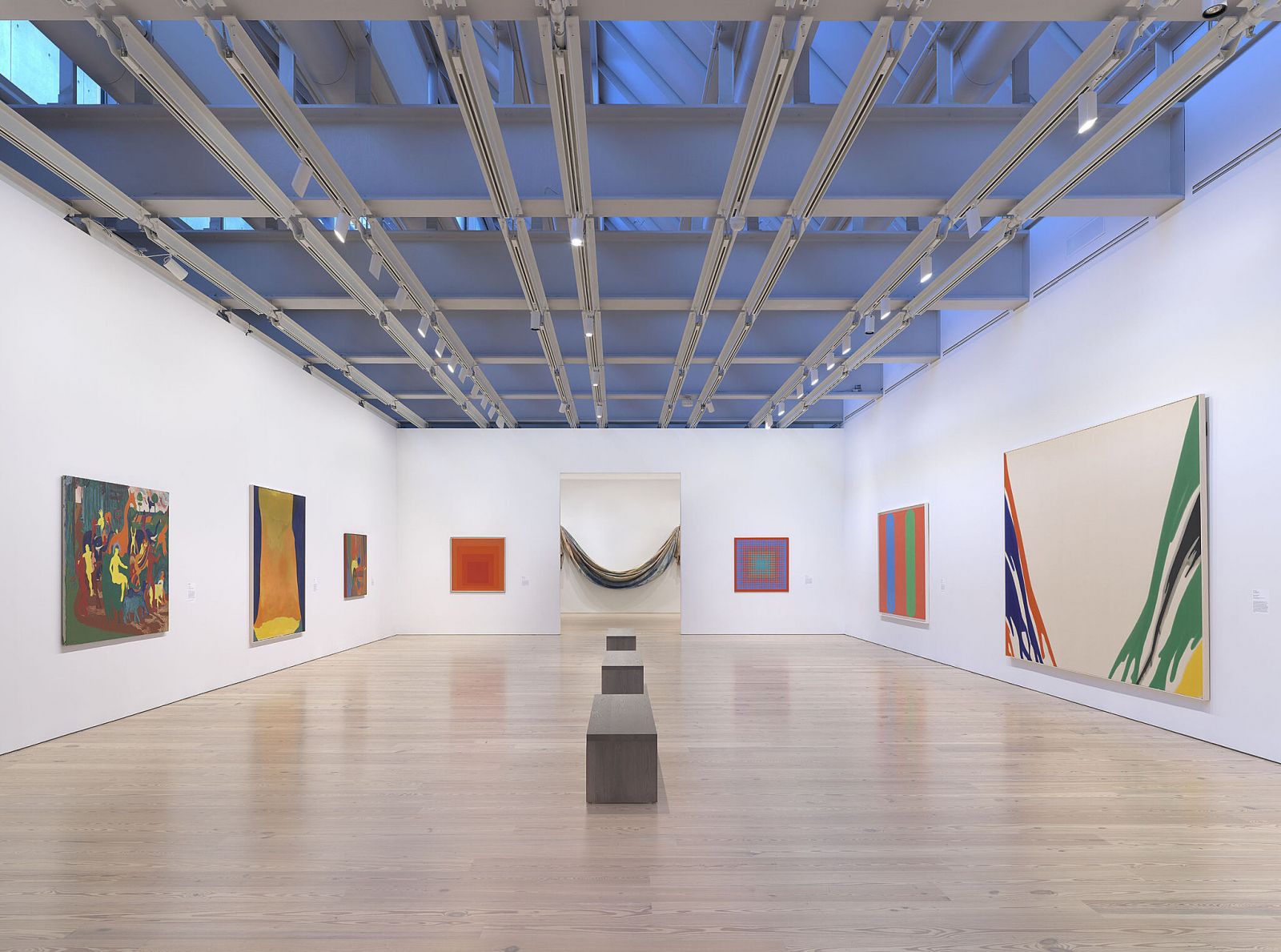Từ triển lãm Andy Warhol — From A to B and Back Again tại Bảo tàng Whitney.