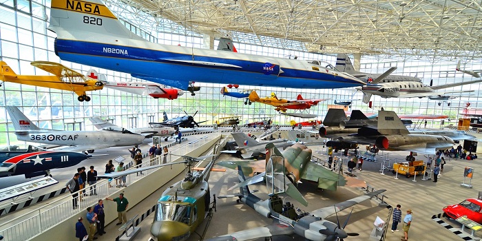 Bảo tàng Bay là bảo tàng hàng không và không gian tư nhân lớn nhất thế giới