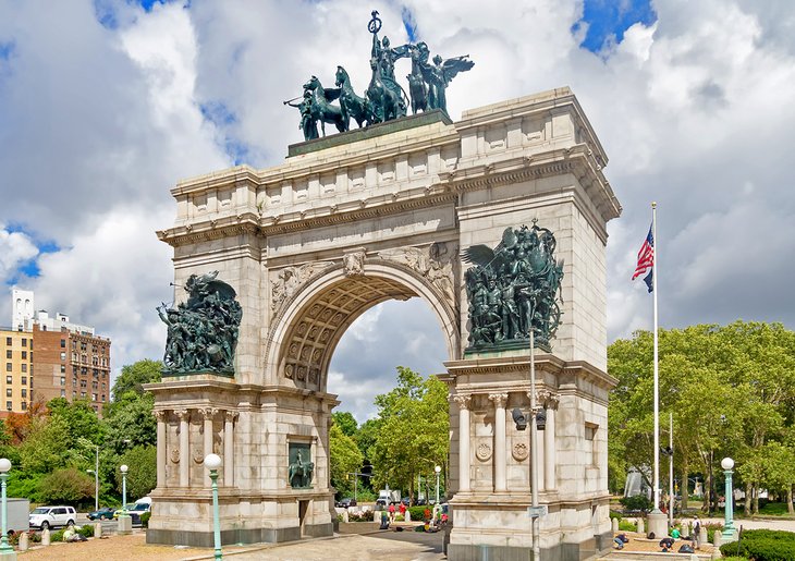 Arch Triumphal Arch của Grand Army Plaza trong Công viên Triển vọng, Brooklyn