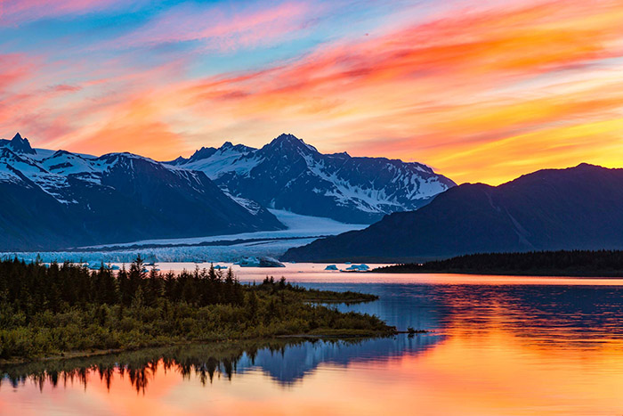 Công viên quốc gia Kenai Fjords là một viên đá quý Alaska 