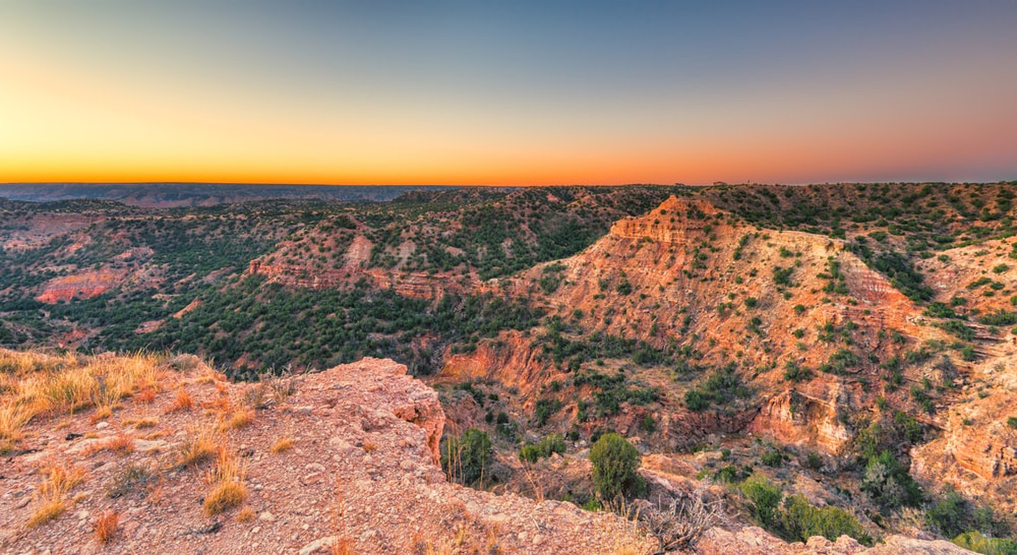 Bình minh tại hẻm núi Palo Duro, Texas © Patrick Jennings / Shutterstock