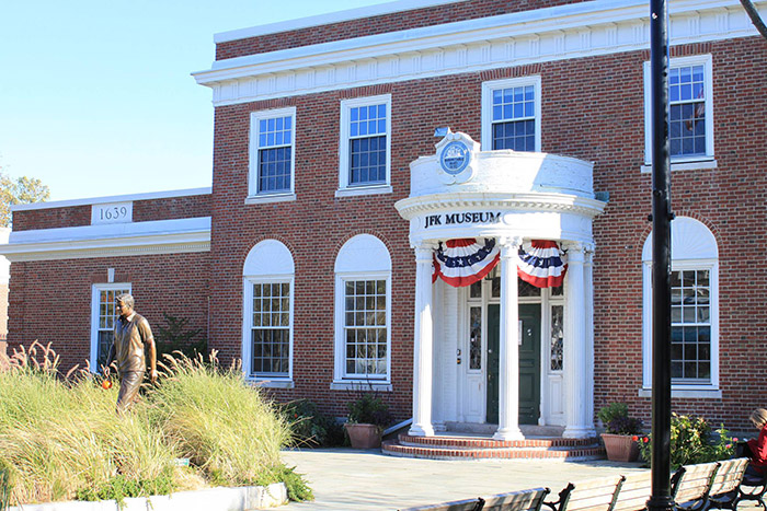 Vé máy bay giá rẻ đi Hyannis – Massachusetts 3